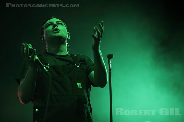THE TWILIGHT SAD - 2022-11-28 - PARIS - Accor Arena - James Alexander Graham